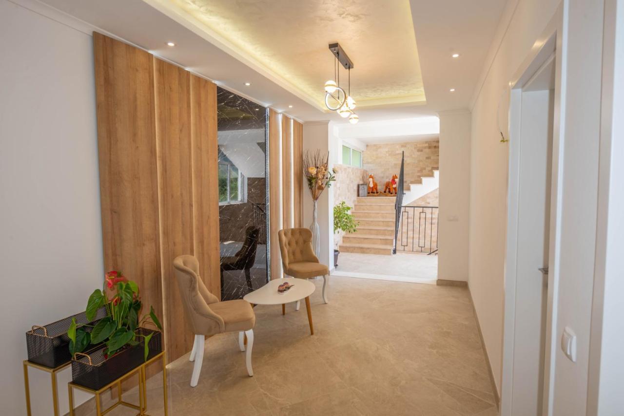 Twins Apartments Ulcinj Exterior photo